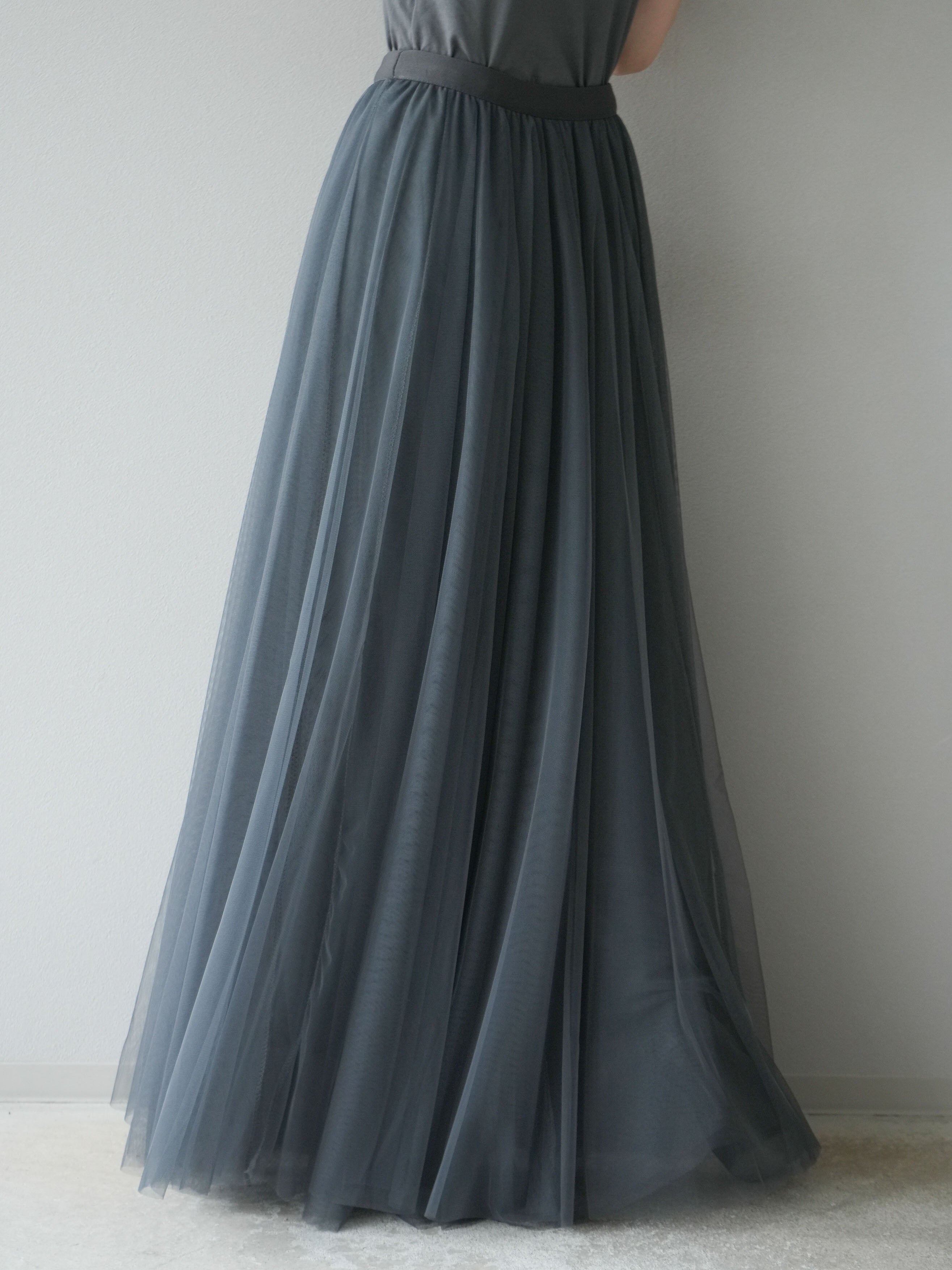 予約]チュールボリュームスカート/グレー – Lumier