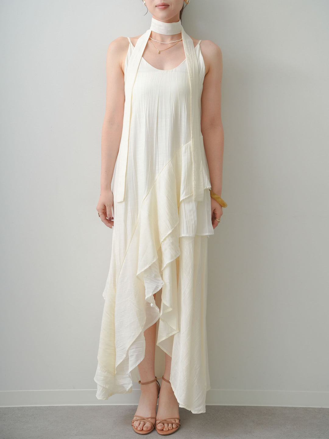 [予約]ラッフルヘムレイヤードキャミワンピース/white