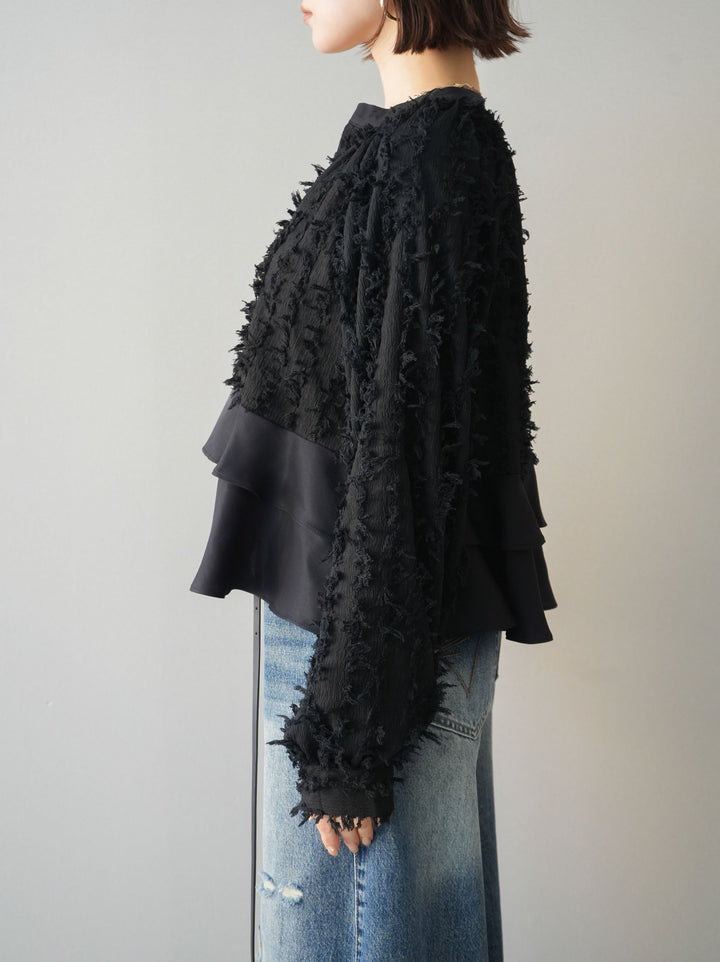[予約]ジャガードぺプラムフリルブラウス/black