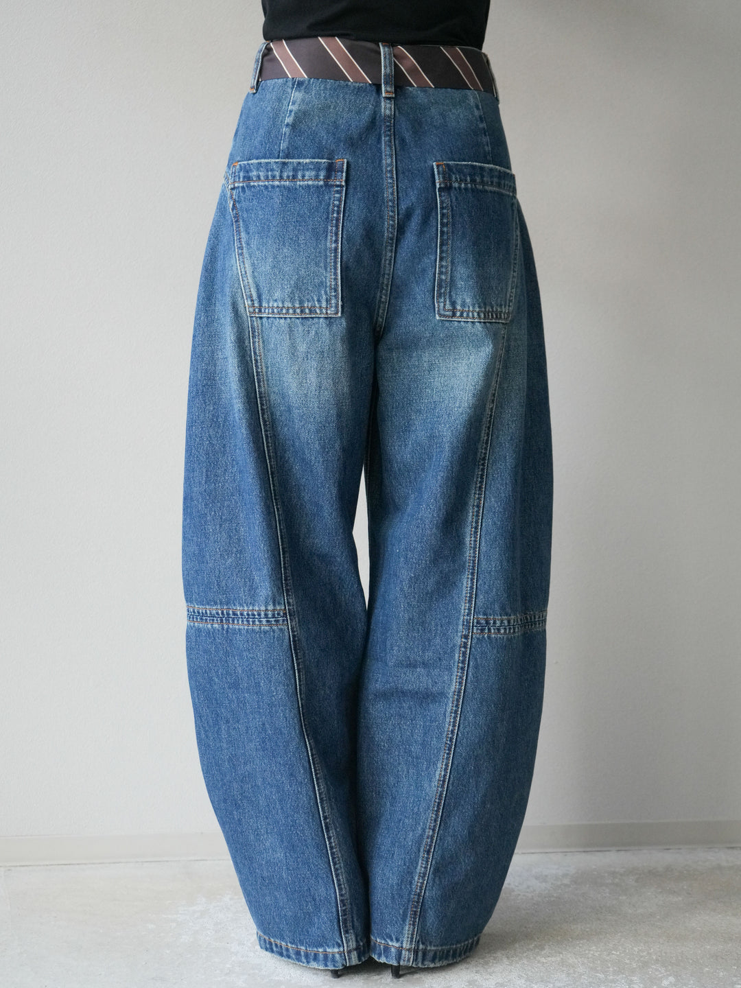 [予約]スカーフベルト付カーブデニムパンツ/ブルー