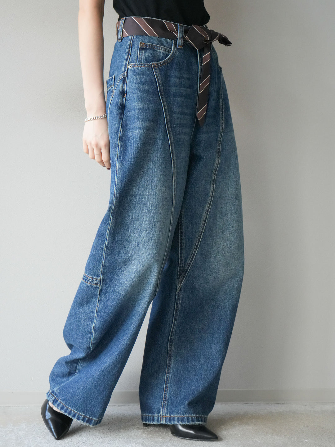 [予約]スカーフベルト付カーブデニムパンツ/ブルー