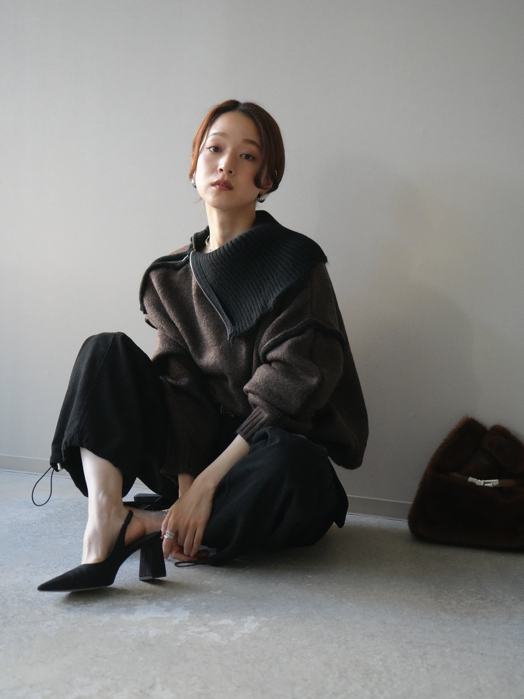 [予約]ZIPハイネックバイカラーニットプルオーバー/brown