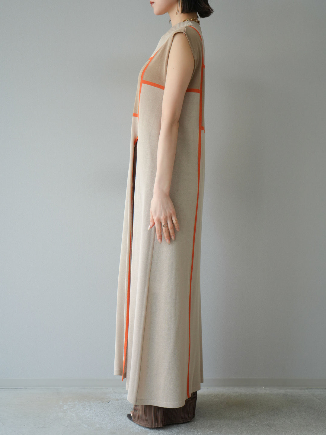 [予約]配色スリットニットワンピース/ベージュ