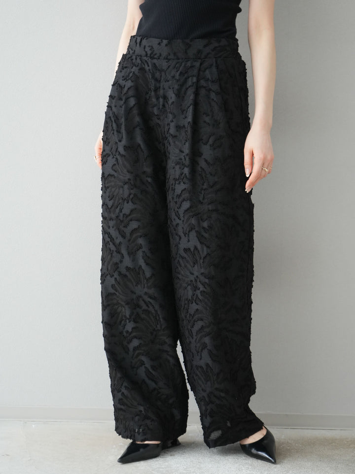【預購】透視提花褶皺寬褲/黑