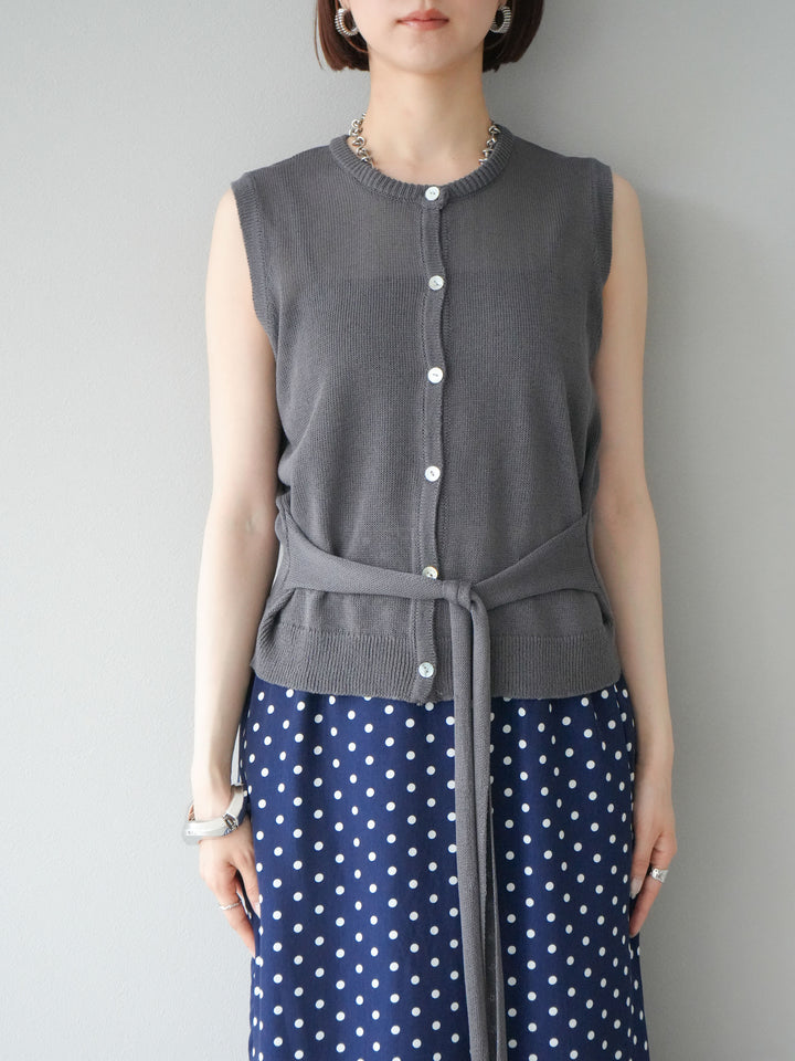[予約]ウエストベルトニットベスト/チャコール