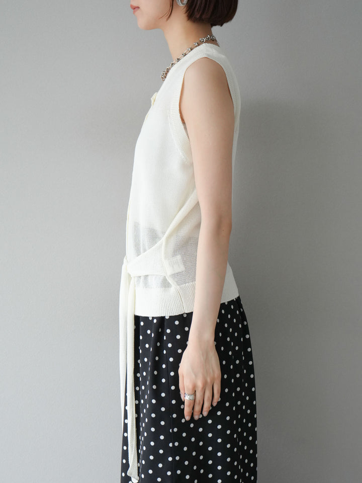 [予約]ウエストベルトニットベスト/アイボリー