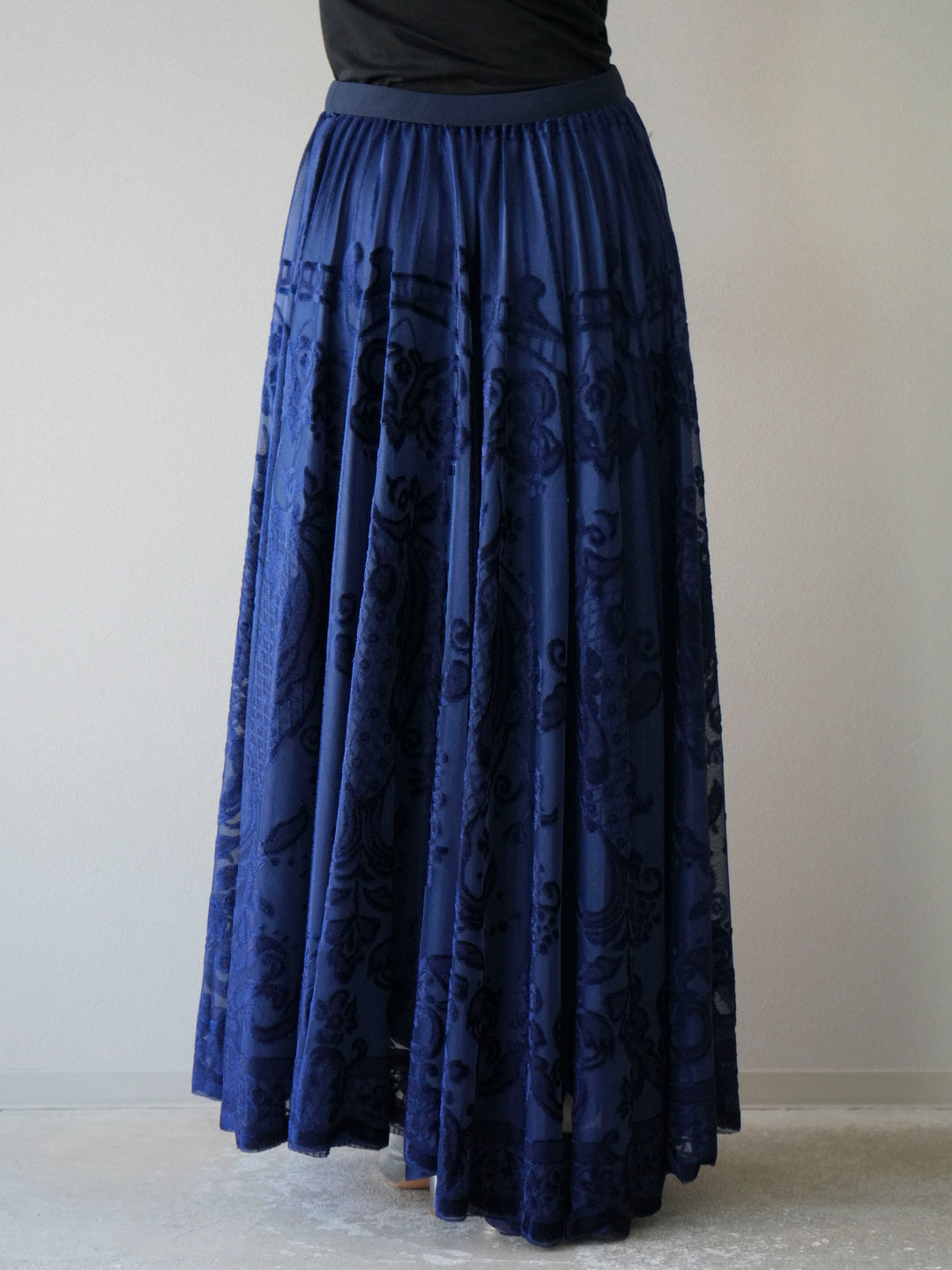 [予約]アンティーク柄フロッキーマキシスカート/ブルー