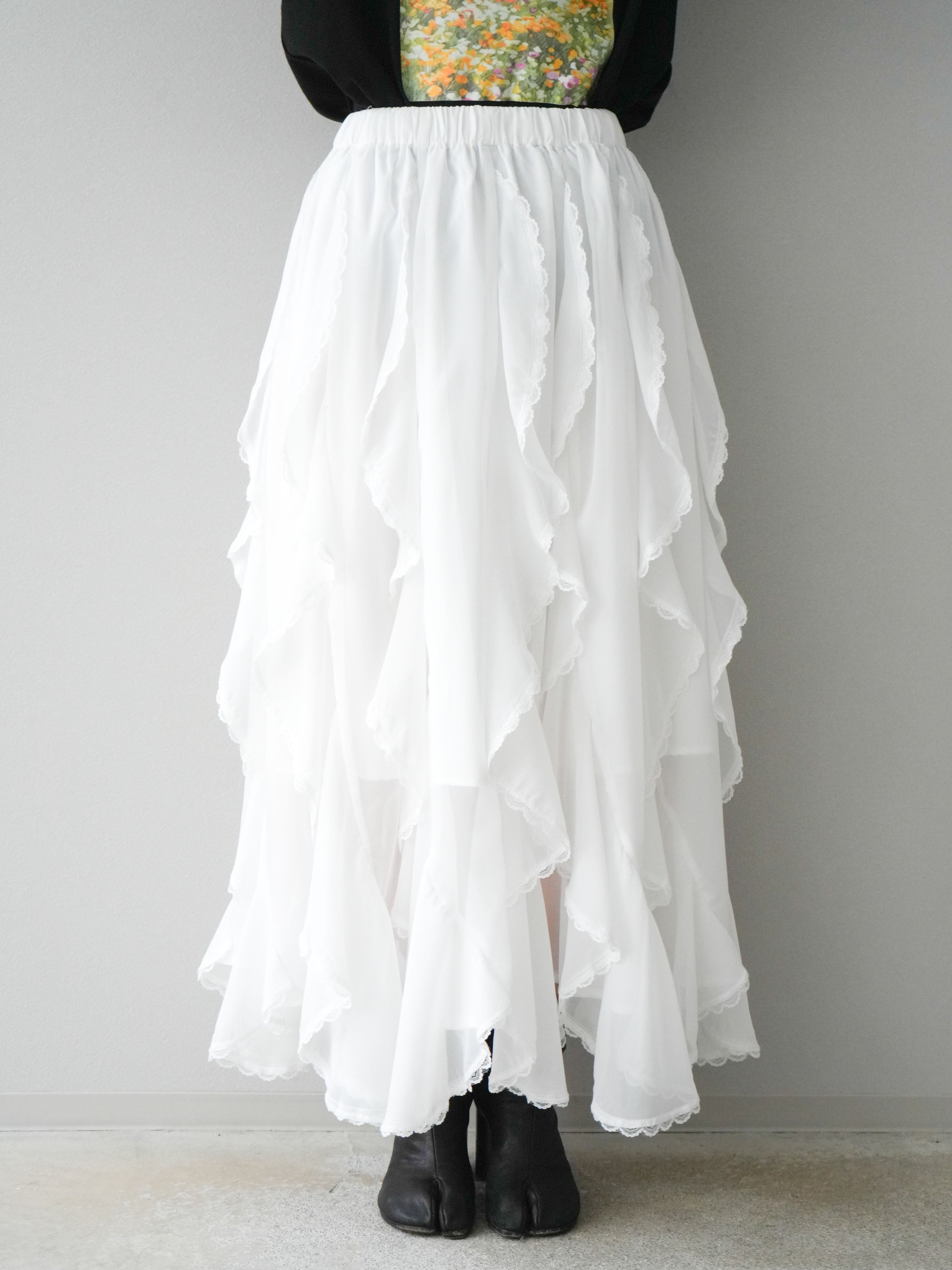 ダーリッチ　ボリュームチュールラッフルスカート　推し色　推し活　白　ホワイト ダーリッチ ボリュームチュールラッフルスカート 推し色 推し活