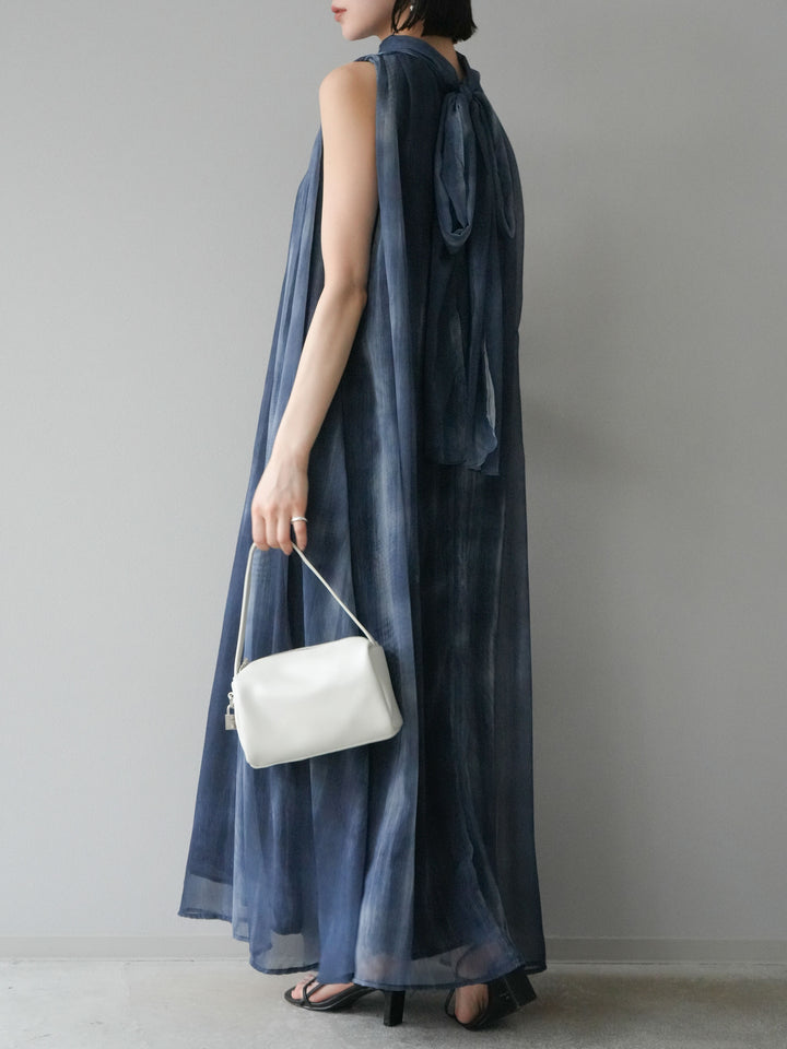 [預購] 精緻圖案掛脖透視洋裝/海軍藍