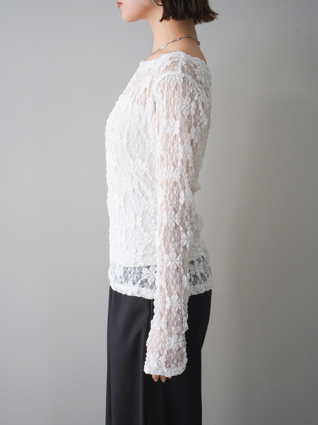 [予約]サイドギャザーレーストップス/white