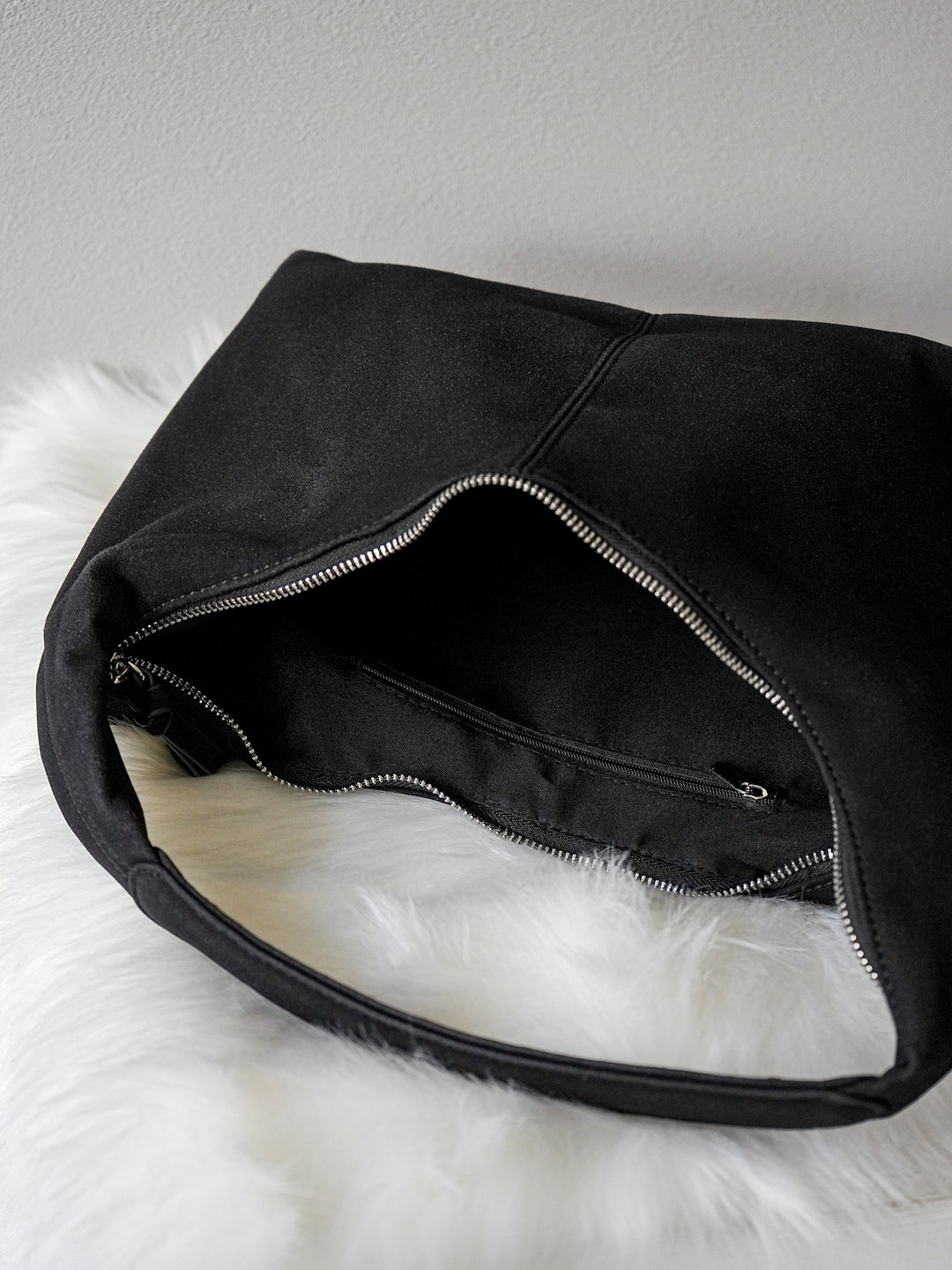 [予約]ラウンドハンドルスエードBAG /ブラック