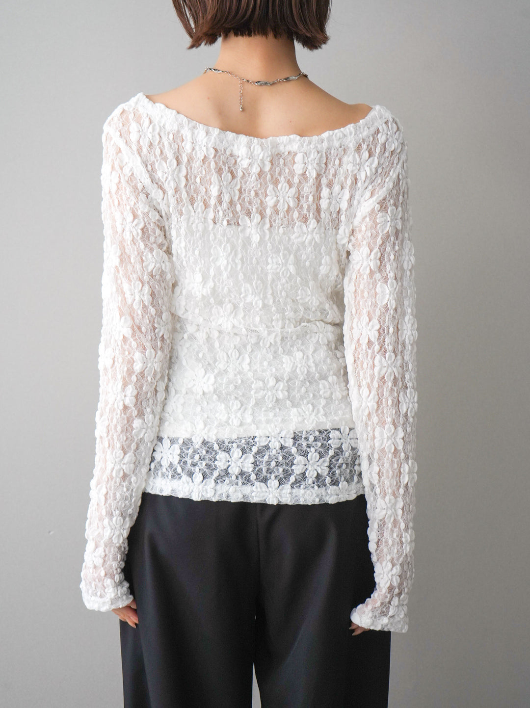 [予約]サイドギャザーレーストップス/white