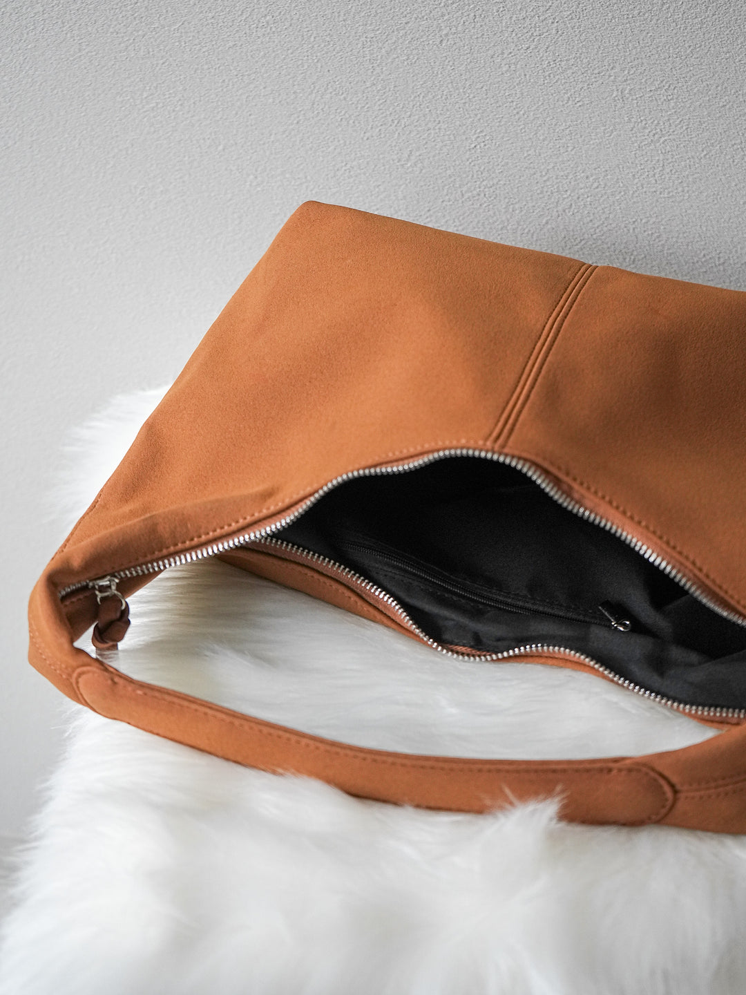 [予約]ラウンドハンドルスエードBAG /キャメル