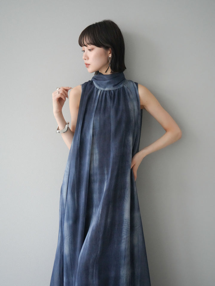 [預購] 精緻圖案掛脖透視洋裝/海軍藍