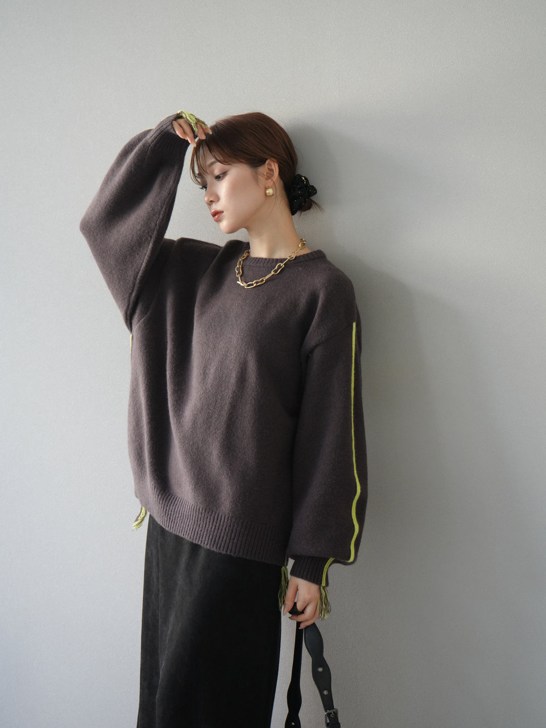 [SET]配色ステッチフリンジニットプルオーバー +選べるアクセセット(2set)