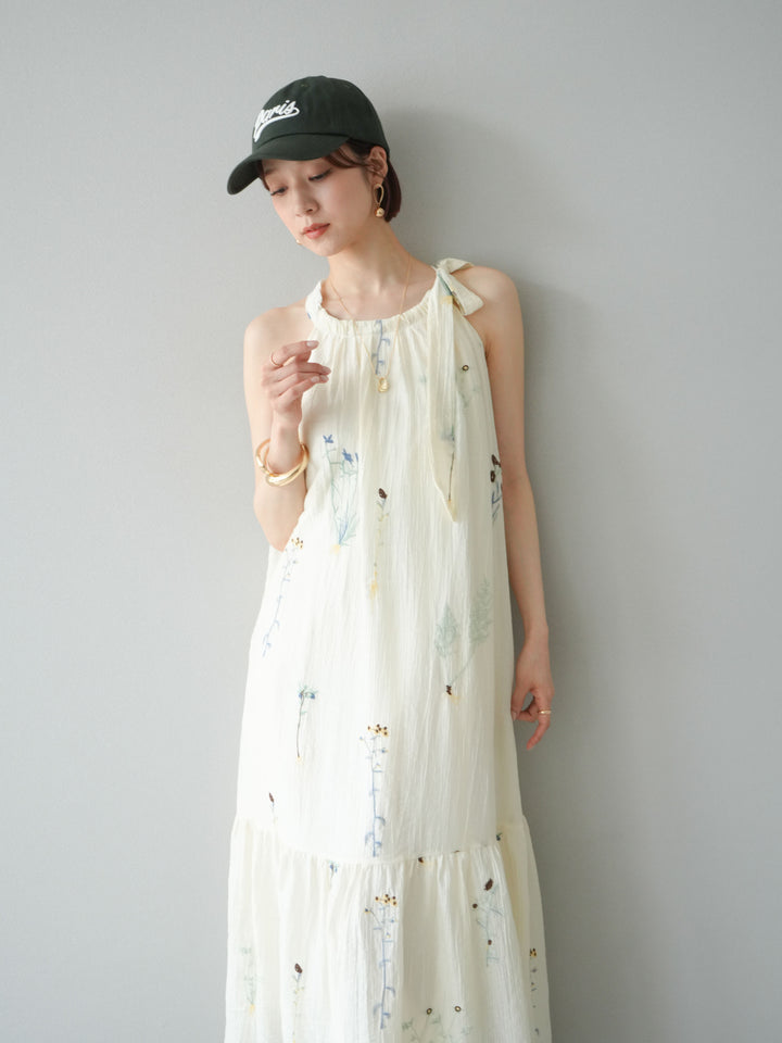 [予約]フラワー刺繍ホルターワンピース/アイボリー