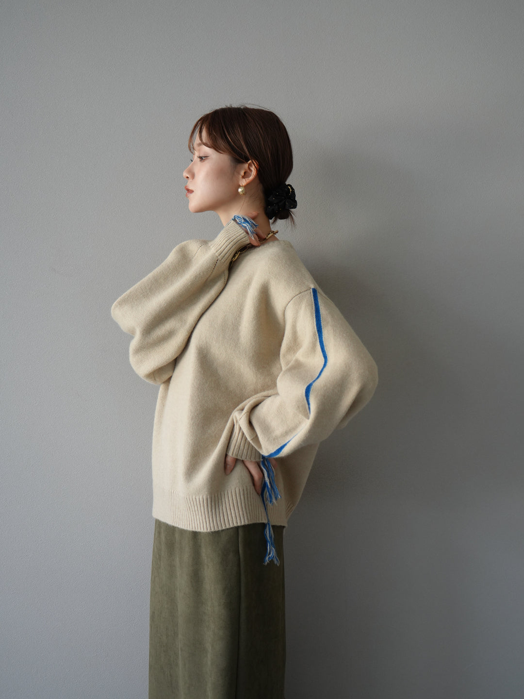 [SET]配色ステッチフリンジニットプルオーバー +選べるアクセセット(2set)