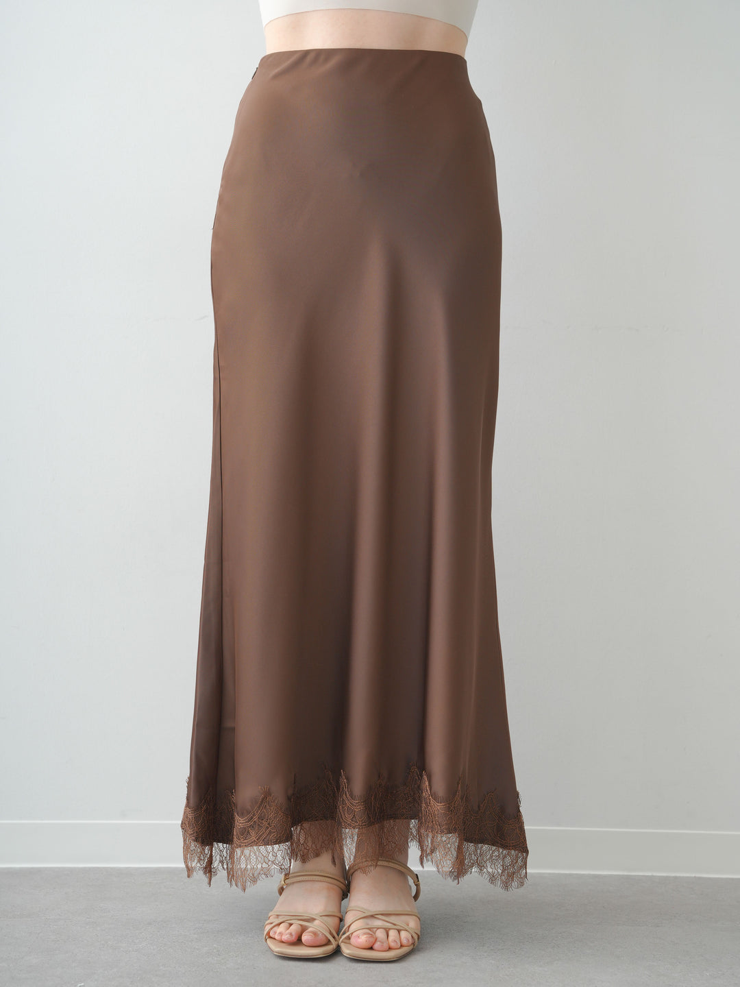 [予約]レースヘムサテンIラインスカート/brown