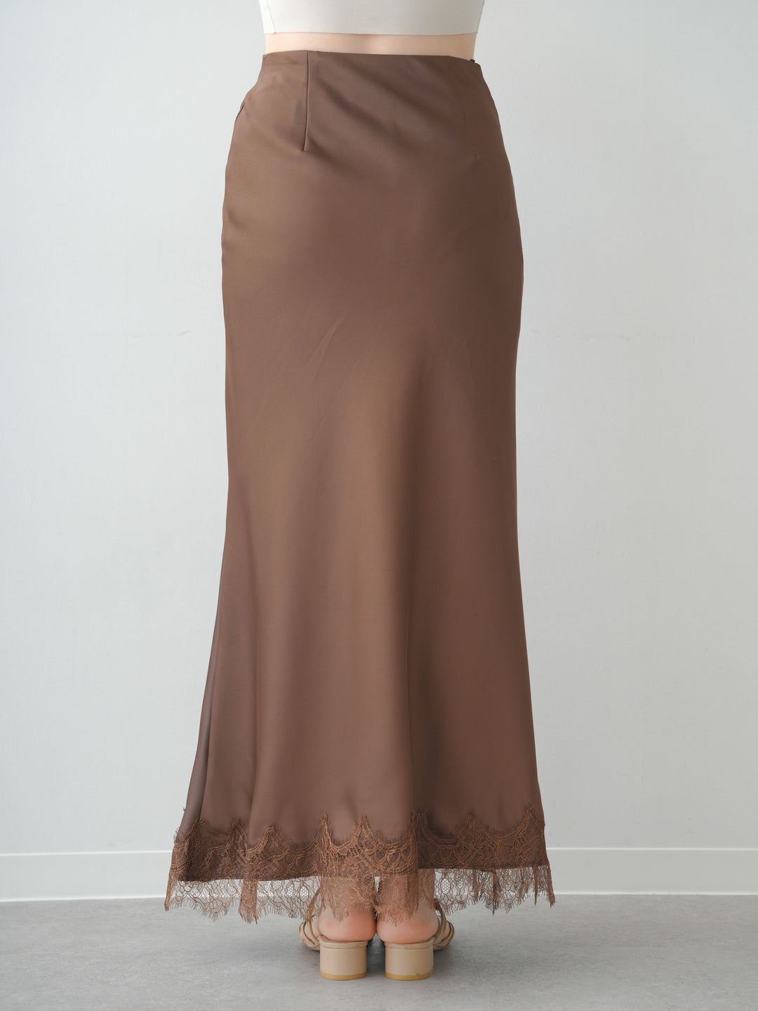 [予約]レースヘムサテンIラインスカート/brown