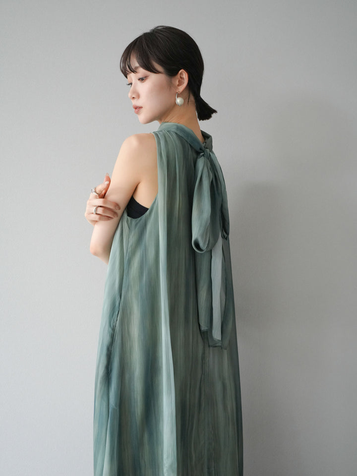 [預購] 精緻圖案掛脖透視洋裝/綠色