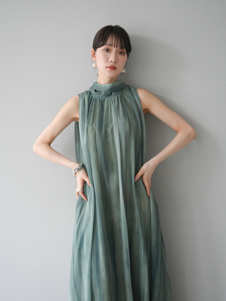 [預購] 精緻圖案掛脖透視洋裝/綠色