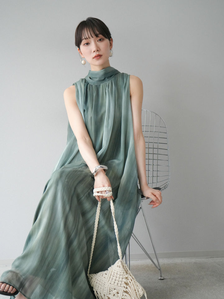 [預購] 精緻圖案掛脖透視洋裝/綠色