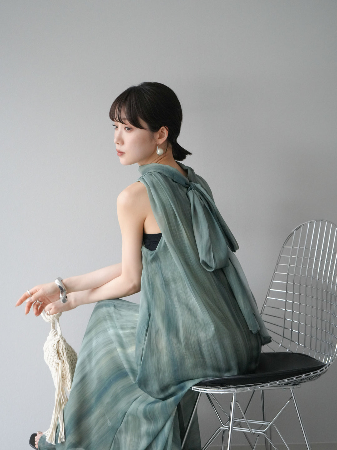 [預購] 精緻圖案掛脖透視洋裝/綠色