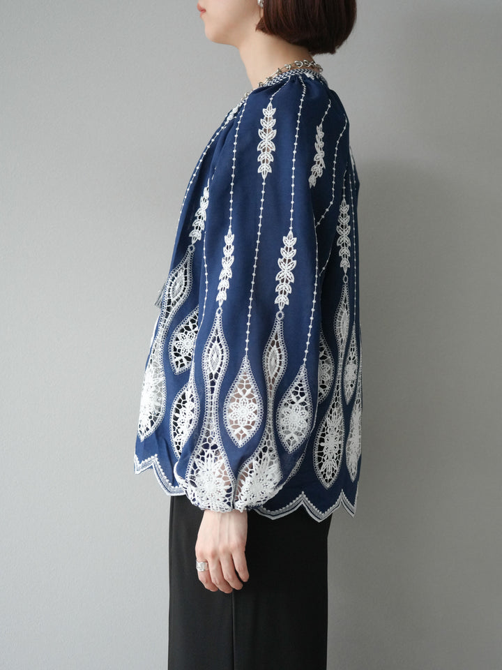 [預訂] 刺繡設計襯衫/海軍藍