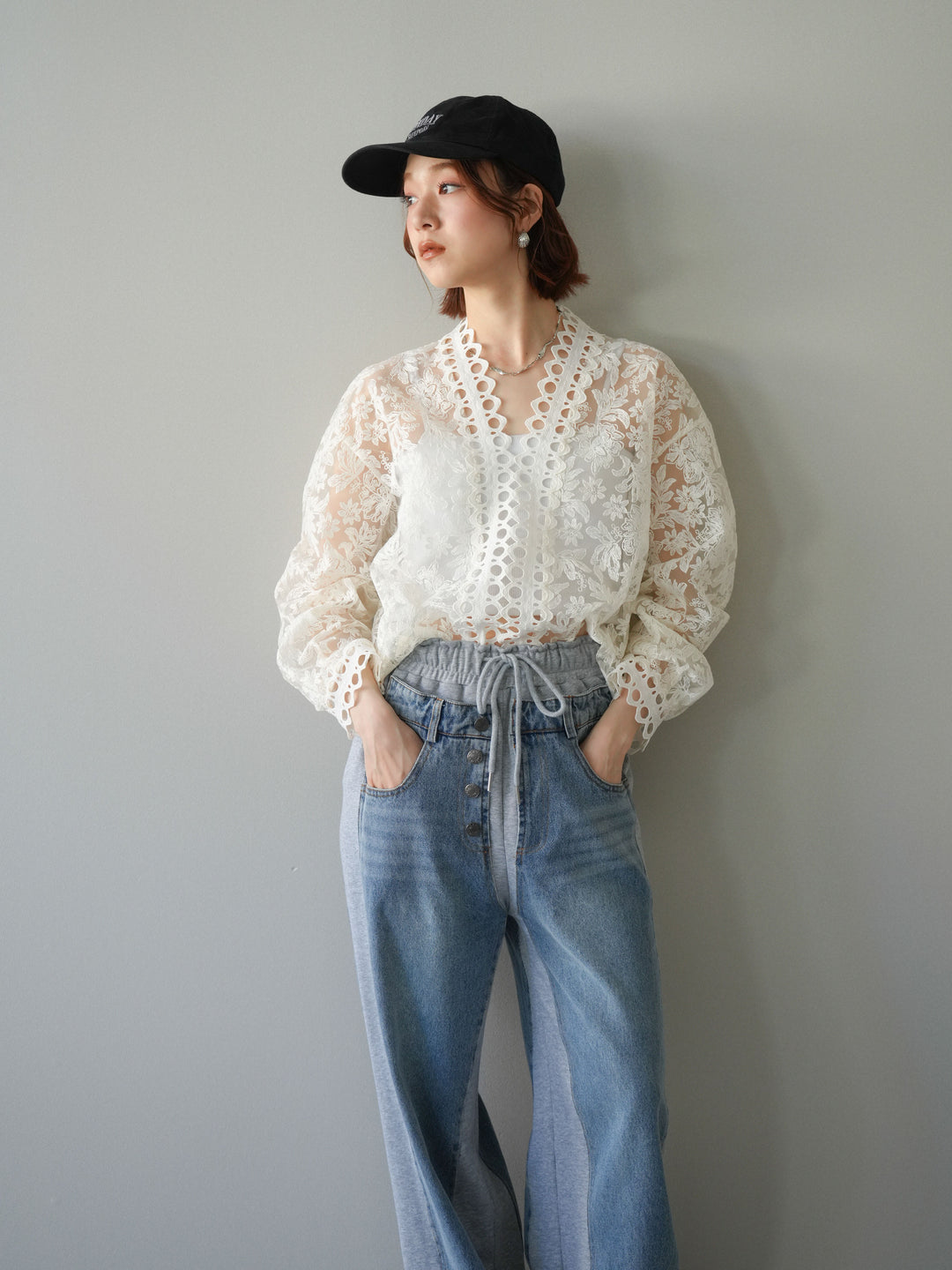 [予約]カットワークレースシアーブラウス/white