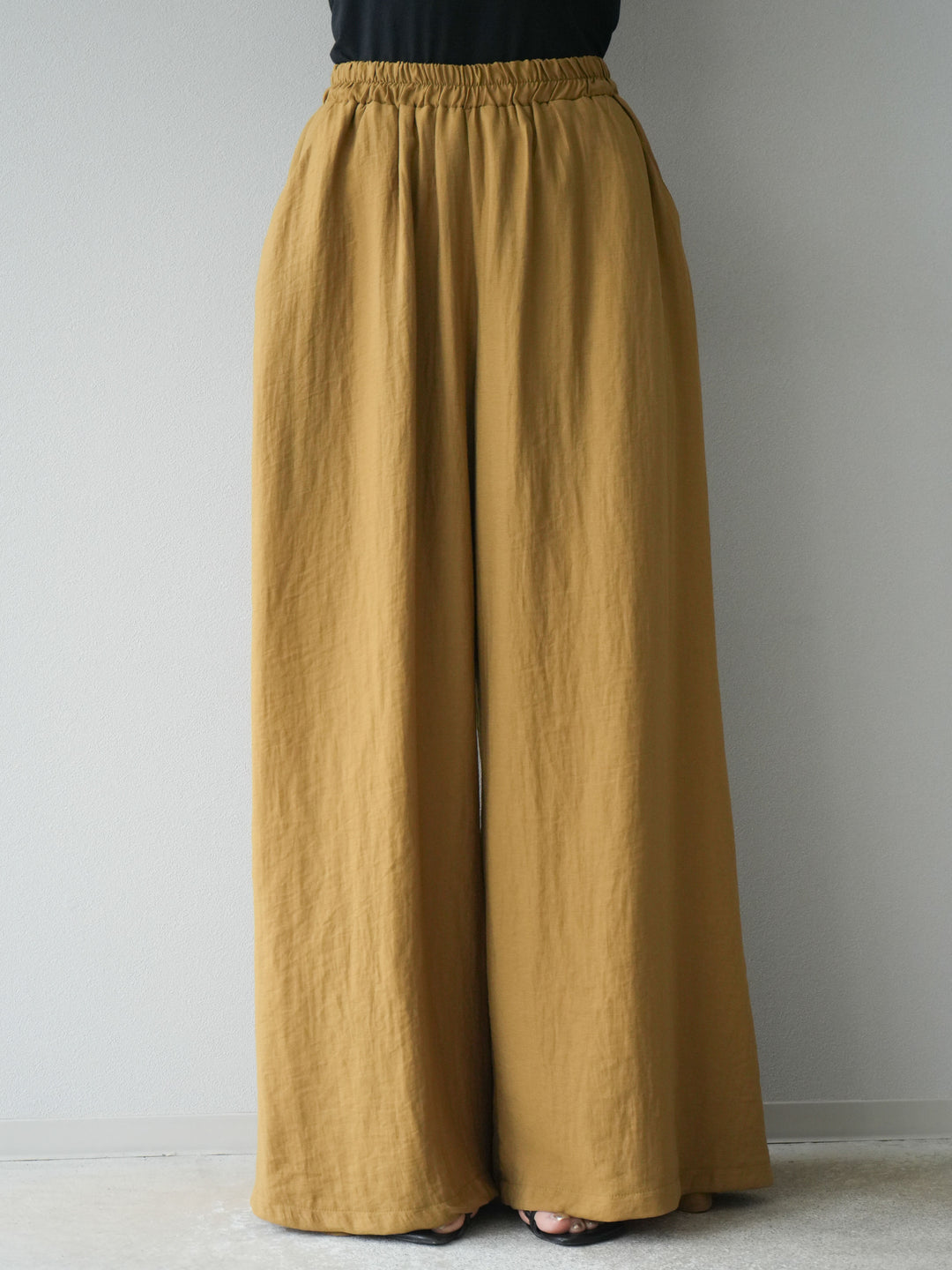 [SET]ホルターネックバックスリットブラウス＆スーパーワイドパンツSET UP(2set)