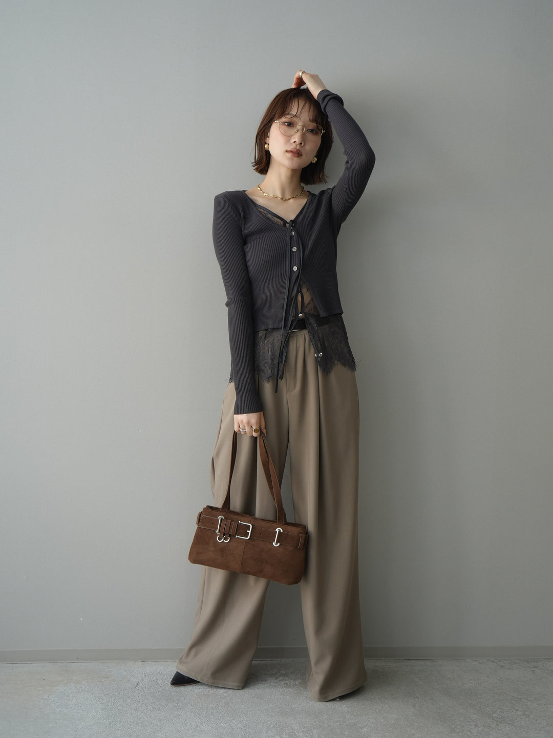 [SET]フロントリボン裾レースリブニットトップス+ベルト付キーホルダーモチーフワイドパンツ(2set)