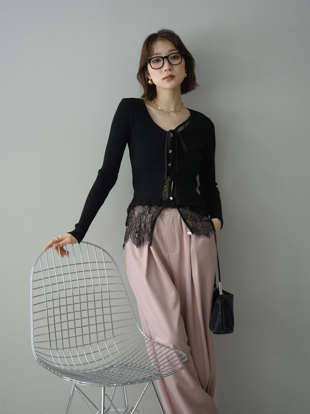 [予約]フロントリボン裾レースリブニットトップス/black