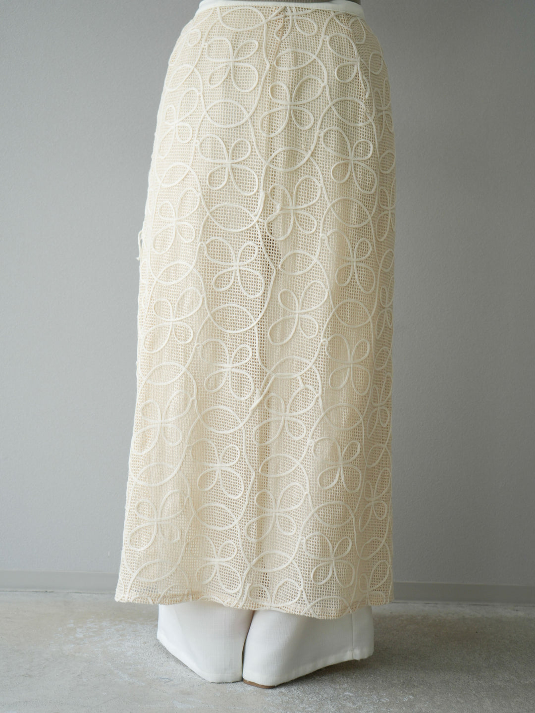 [予約]メッシュコード刺繍ラップスカート/アイボリー