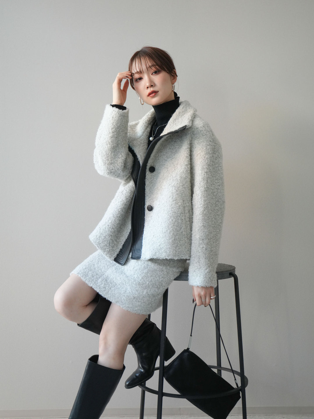 [SET]レザー切替ブークレブルゾン+袖ボタンボトルネックリブニットトップス(2set)