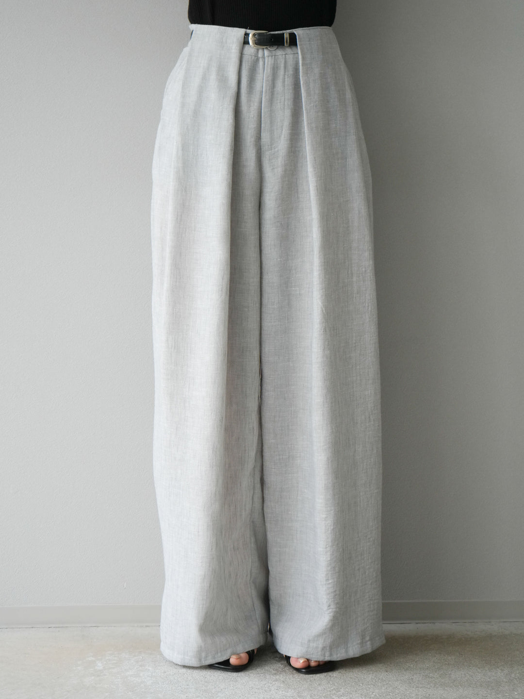 [予約]リネンライクベルト付タックループワイドパンツ/ライトグレー