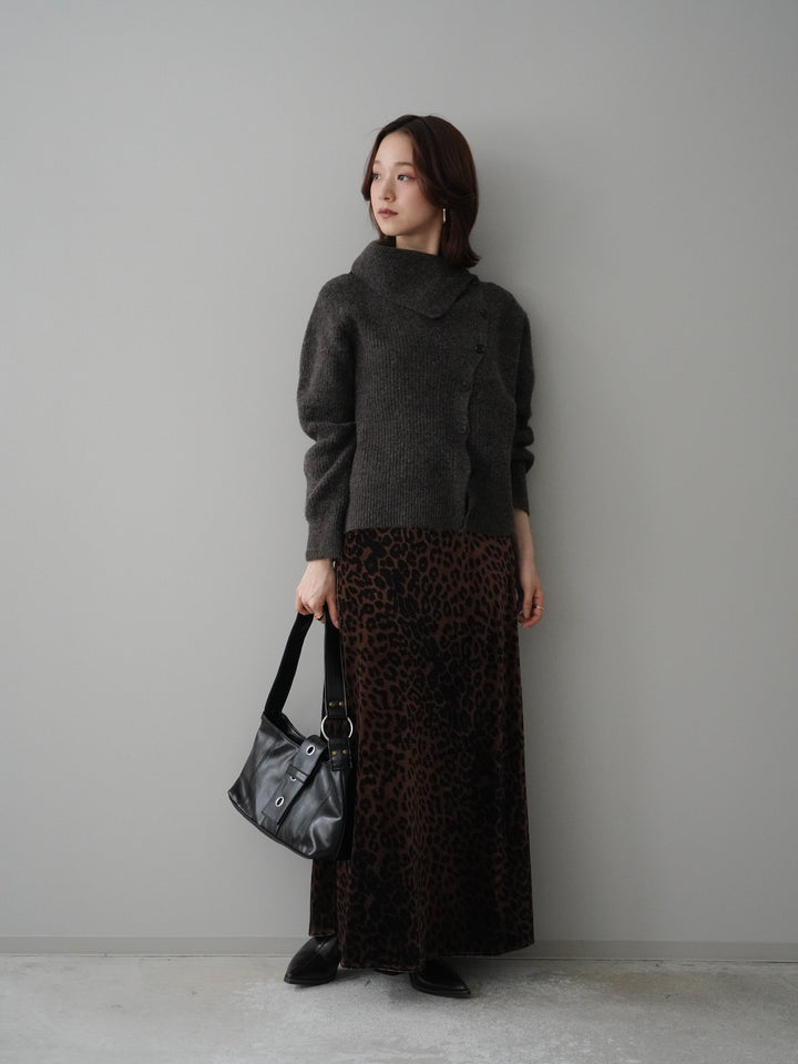 [SET]ハイネックデザインボタンニットカーディガン+レオパードベロアナロースカート(2set)