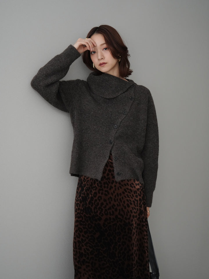 [SET]ハイネックデザインボタンニットカーディガン+レオパードベロアナロースカート(2set)