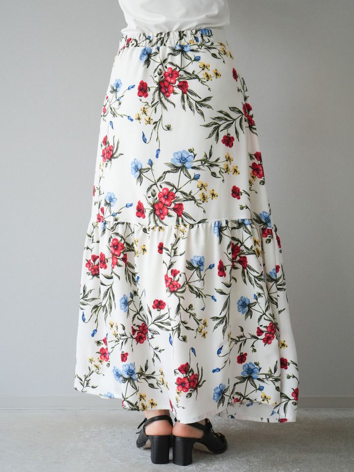 [予約]ボタニカル柄ティアードスカート/オフホワイト