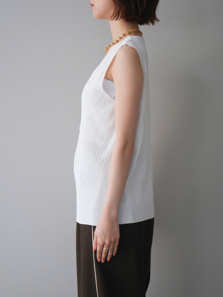 【預購】珍珠圖案V領針織上衣/白色