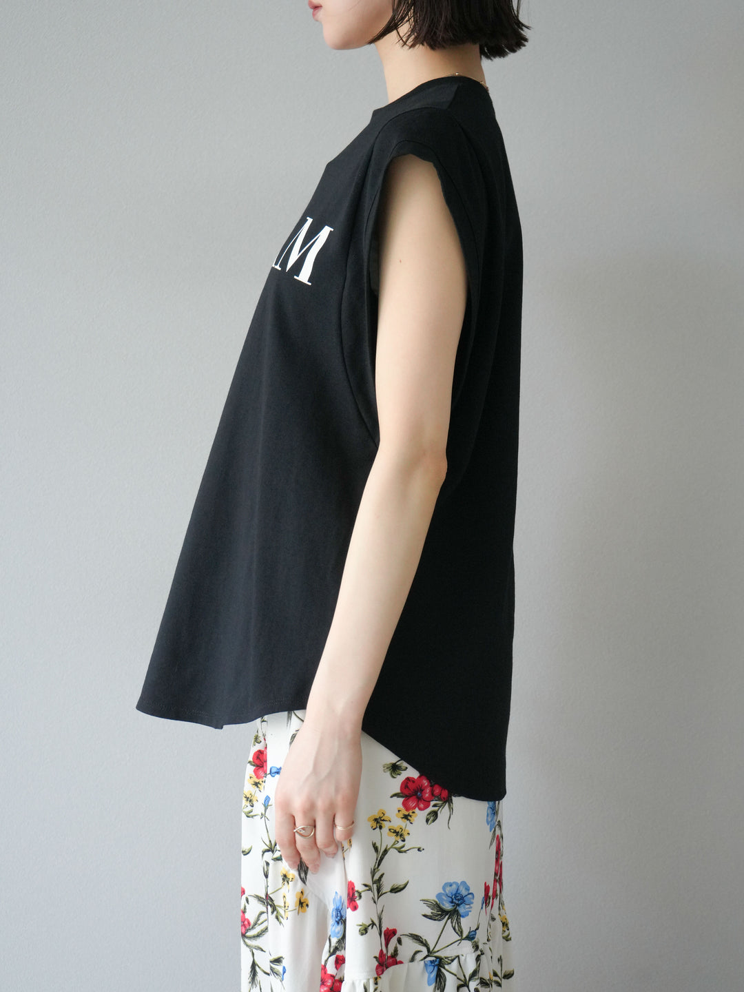 [預訂] 後標logo印花美國棉質T卹/黑色