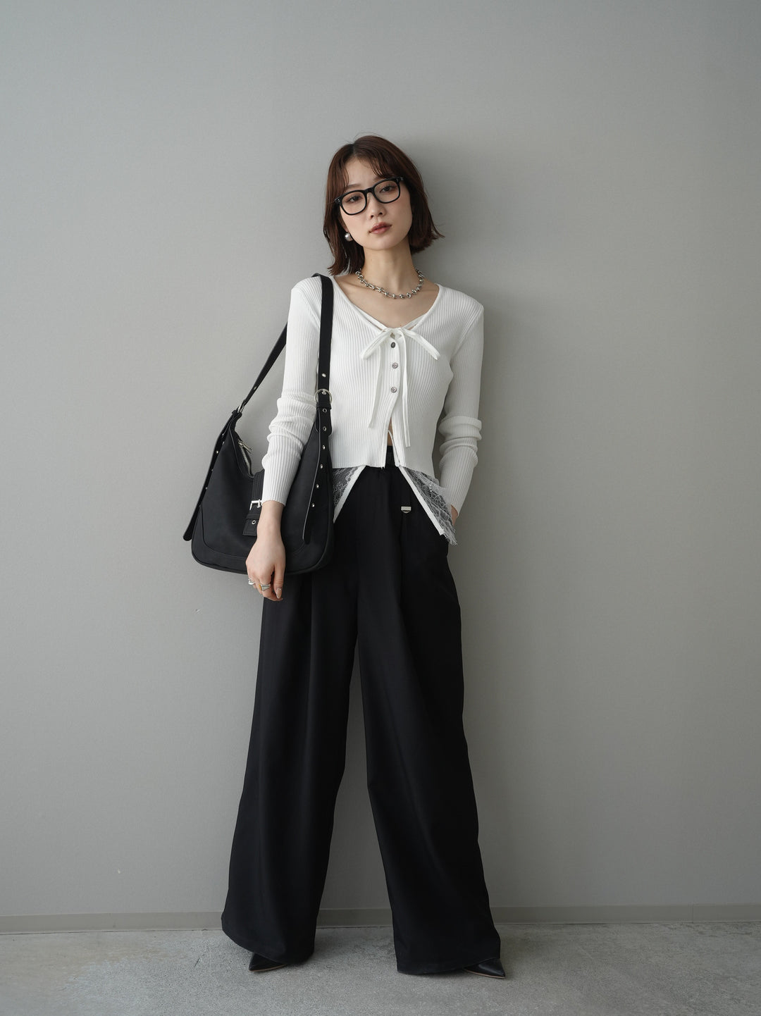 [SET]フロントリボン裾レースリブニットトップス+ベルト付キーホルダーモチーフワイドパンツ(2set)