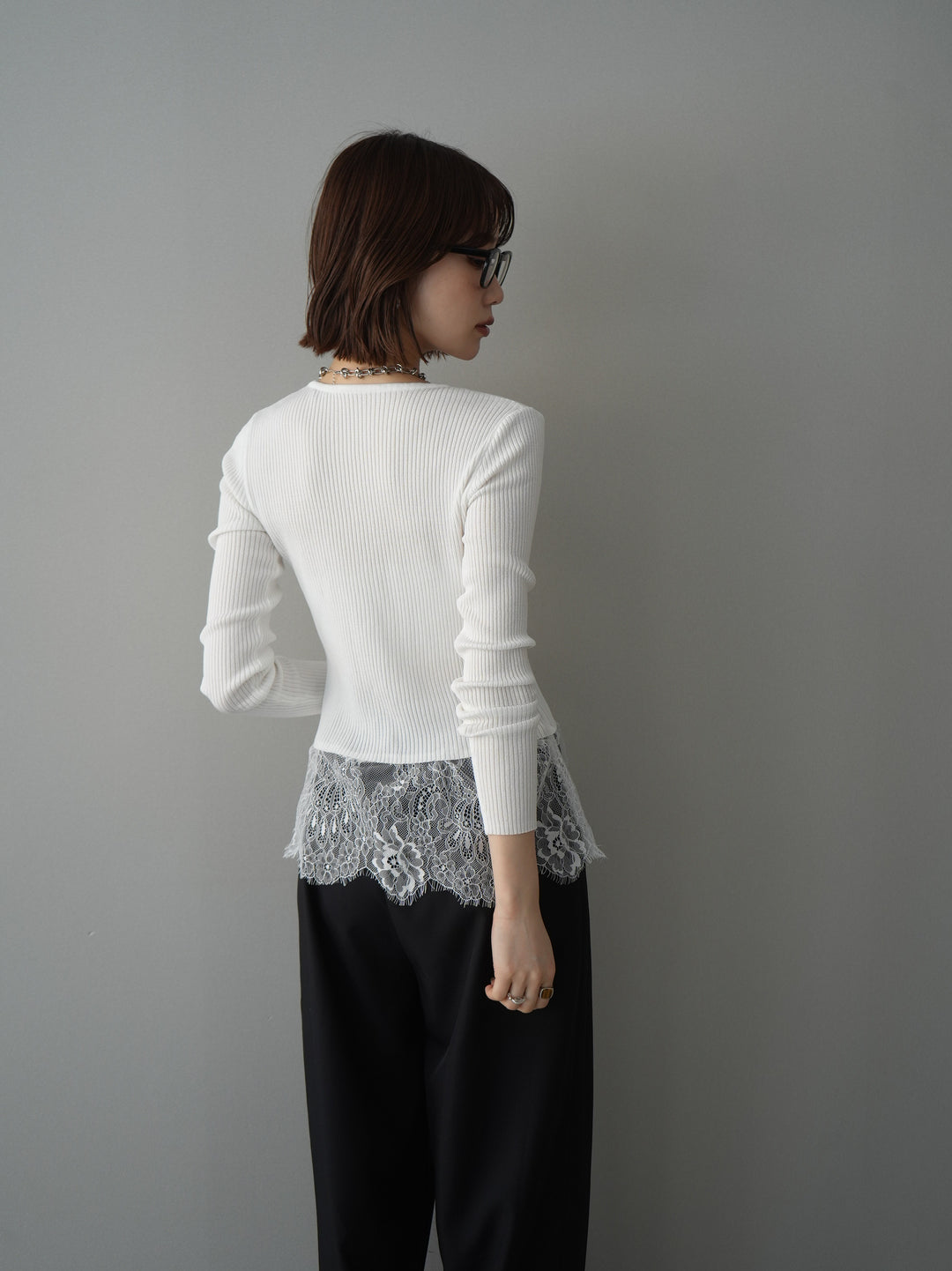 [SET]フロントリボン裾レースリブニットトップス+ベルト付キーホルダーモチーフワイドパンツ(2set)