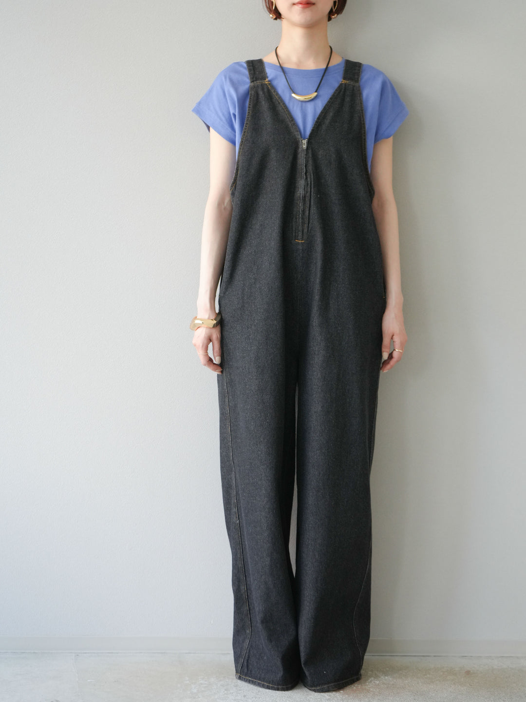 [予約]フロントZIP Vネックデニムサロペット/ブラック