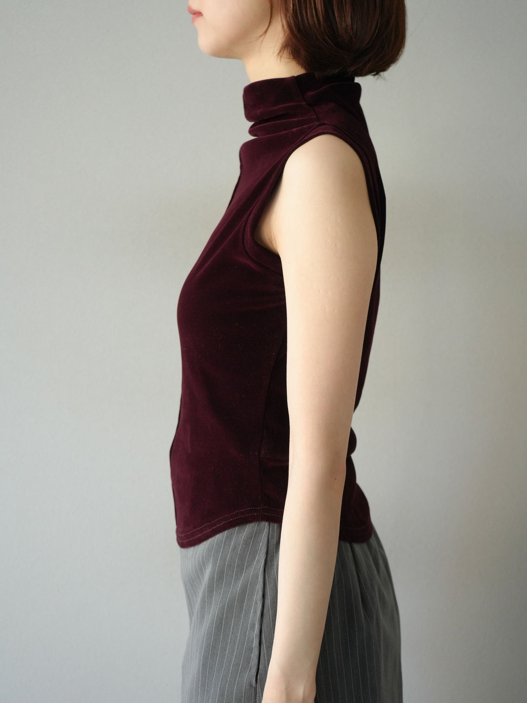 [予約]シアーベロアプチネックノースリーブトップス/ボルドー