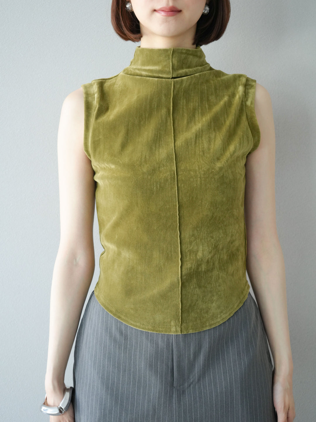 [予約]シアーベロアプチネックノースリーブトップス/カーキ