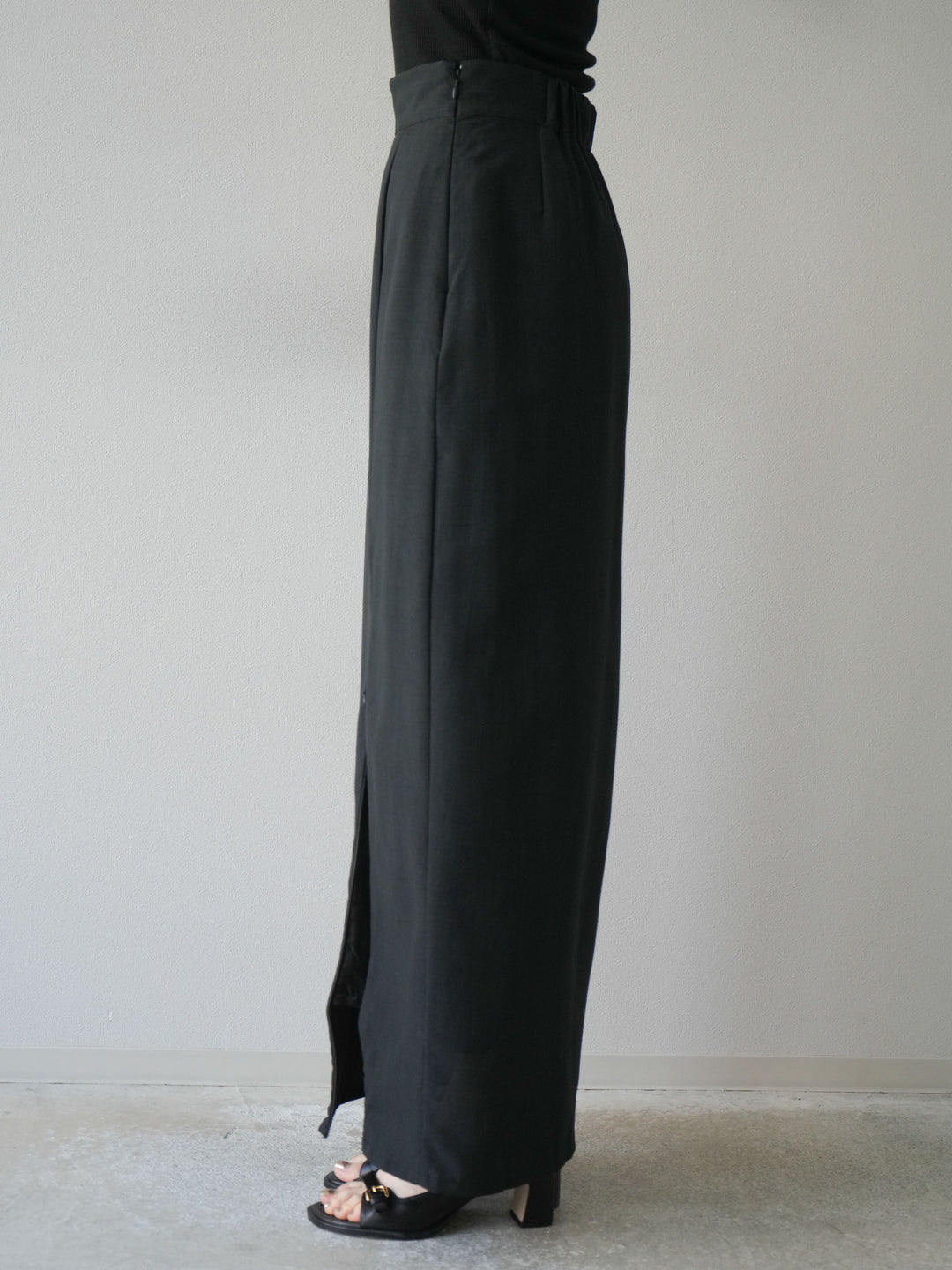 [予約]リネンライクZIPスリットタイトスカート/ブラック