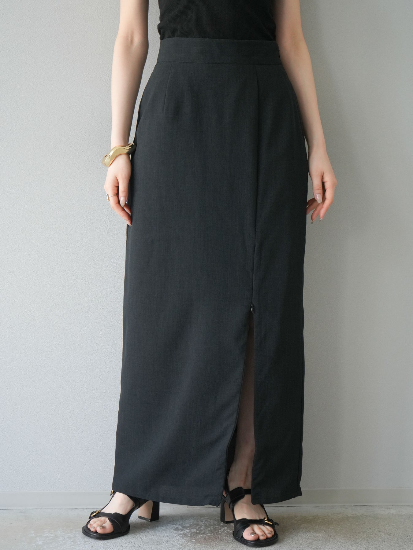 FORME 2025 SUMMER ストレッチ　ロングスカート　ブラック FORME 2025 SUMMER ストレッチ ロングスカート ブラック