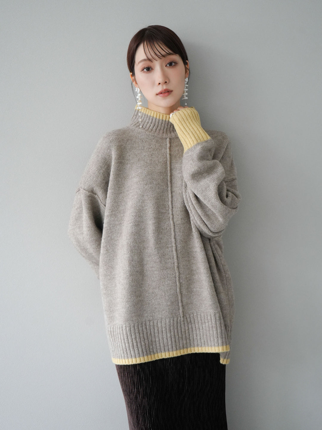 [予約]配色ハイネックニットプルオーバー/グレージュ