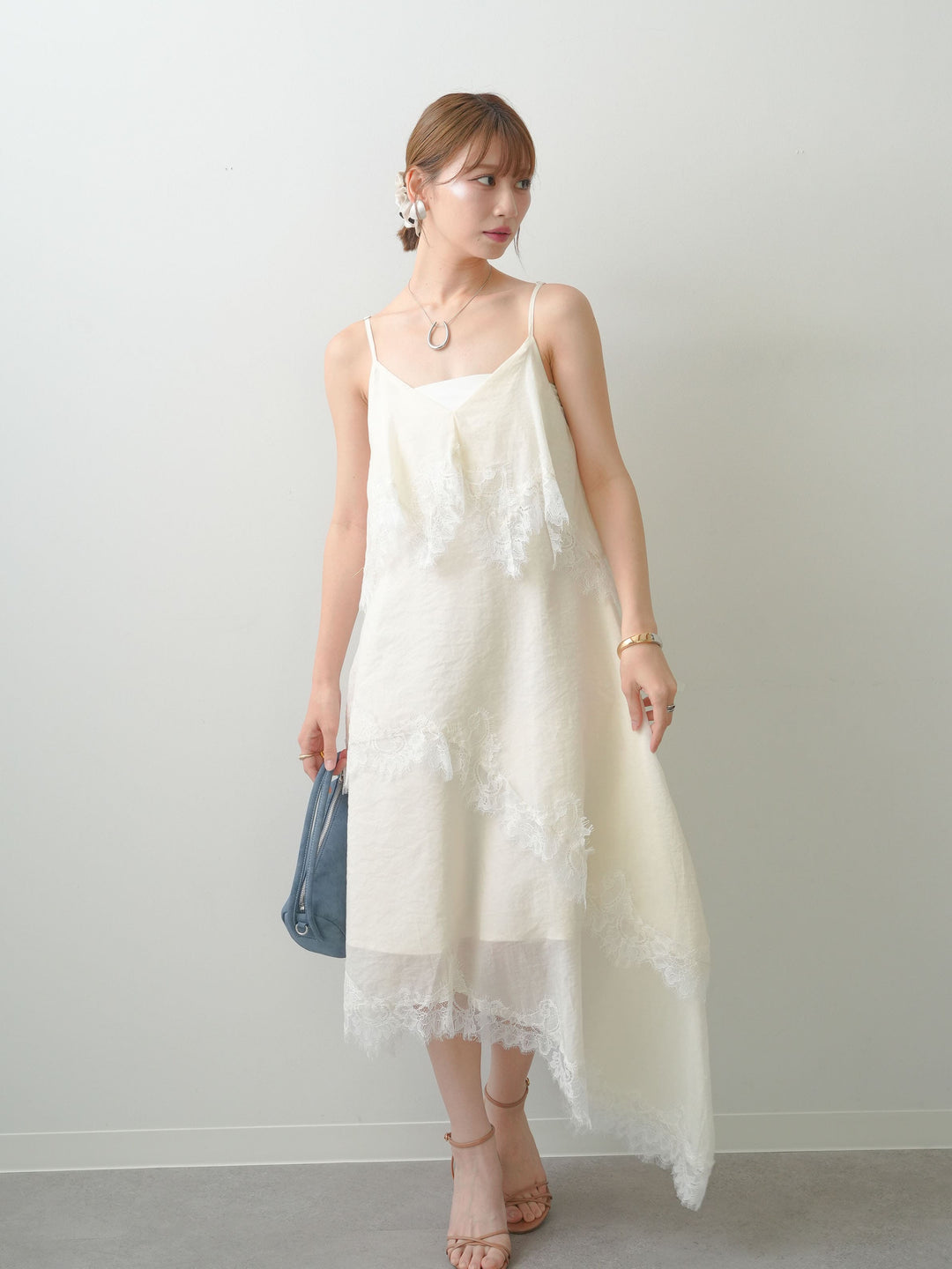 [予約]アシンメトリーレースヘムドレス/ivory