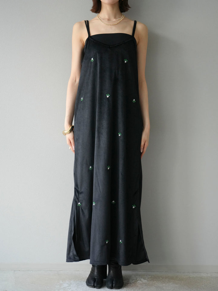 [予約]フラワー刺繍ベロアキャミワンピース/ブラック